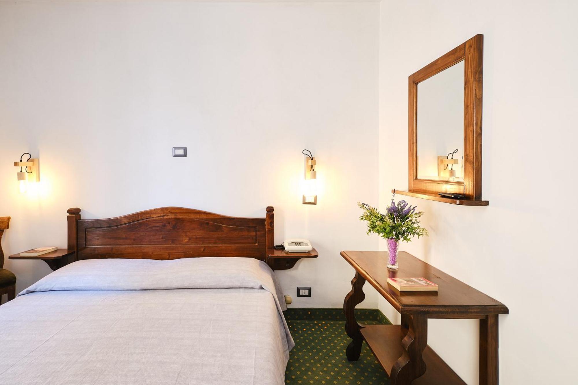 Albergo Della Posta Bracciano  Exteriör bild