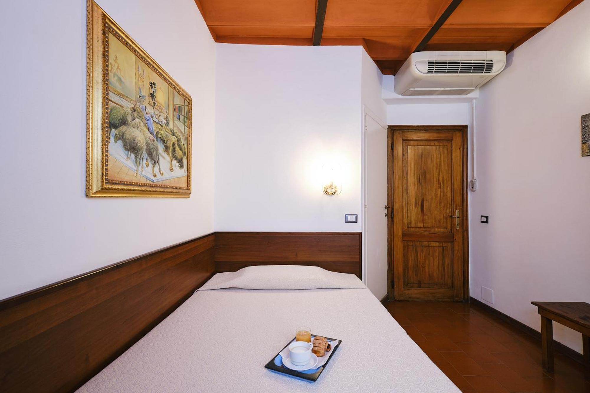 Albergo Della Posta Bracciano  Exteriör bild